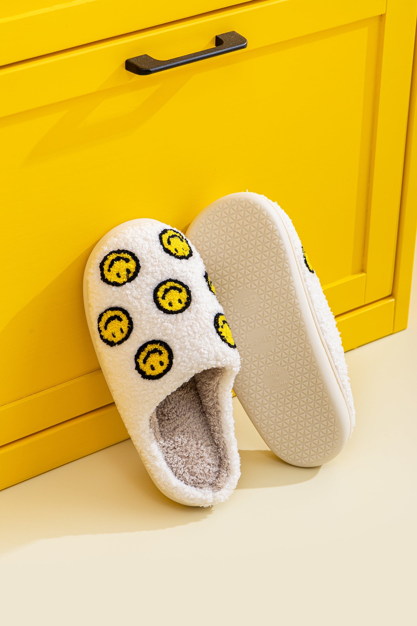 Smile Face Dot Illustrated Comfort Cozy Plush Fluffy Fur Slip On Cushion Slippers