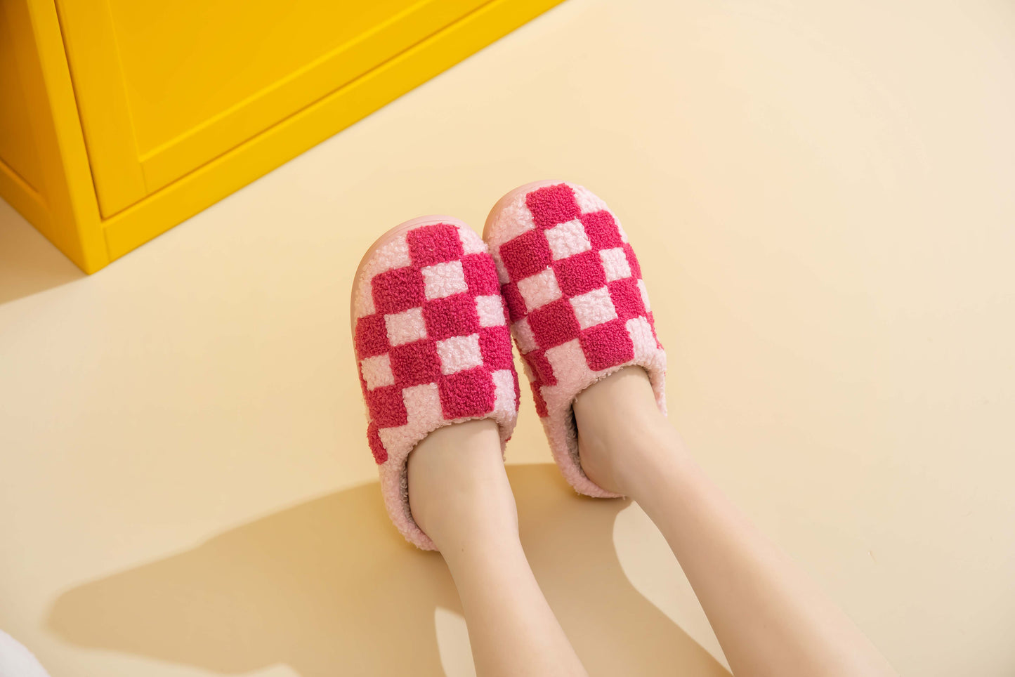 Checkered Pattern Illustrated Comfort Cozy Plush Fluffy Fur Slip On Cushion Slippers
