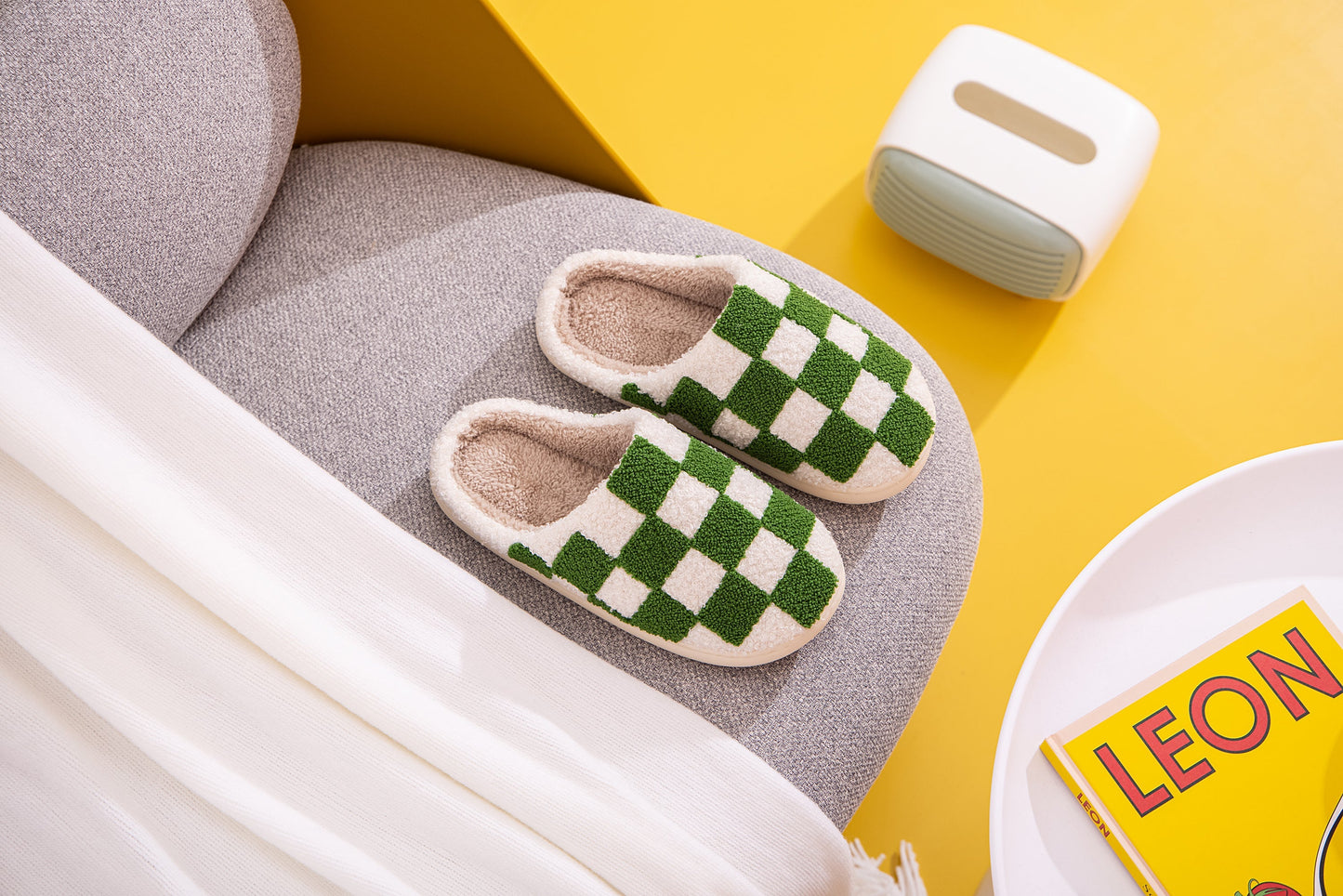Checkered Pattern Illustrated Comfort Cozy Plush Fluffy Fur Slip On Cushion Slippers