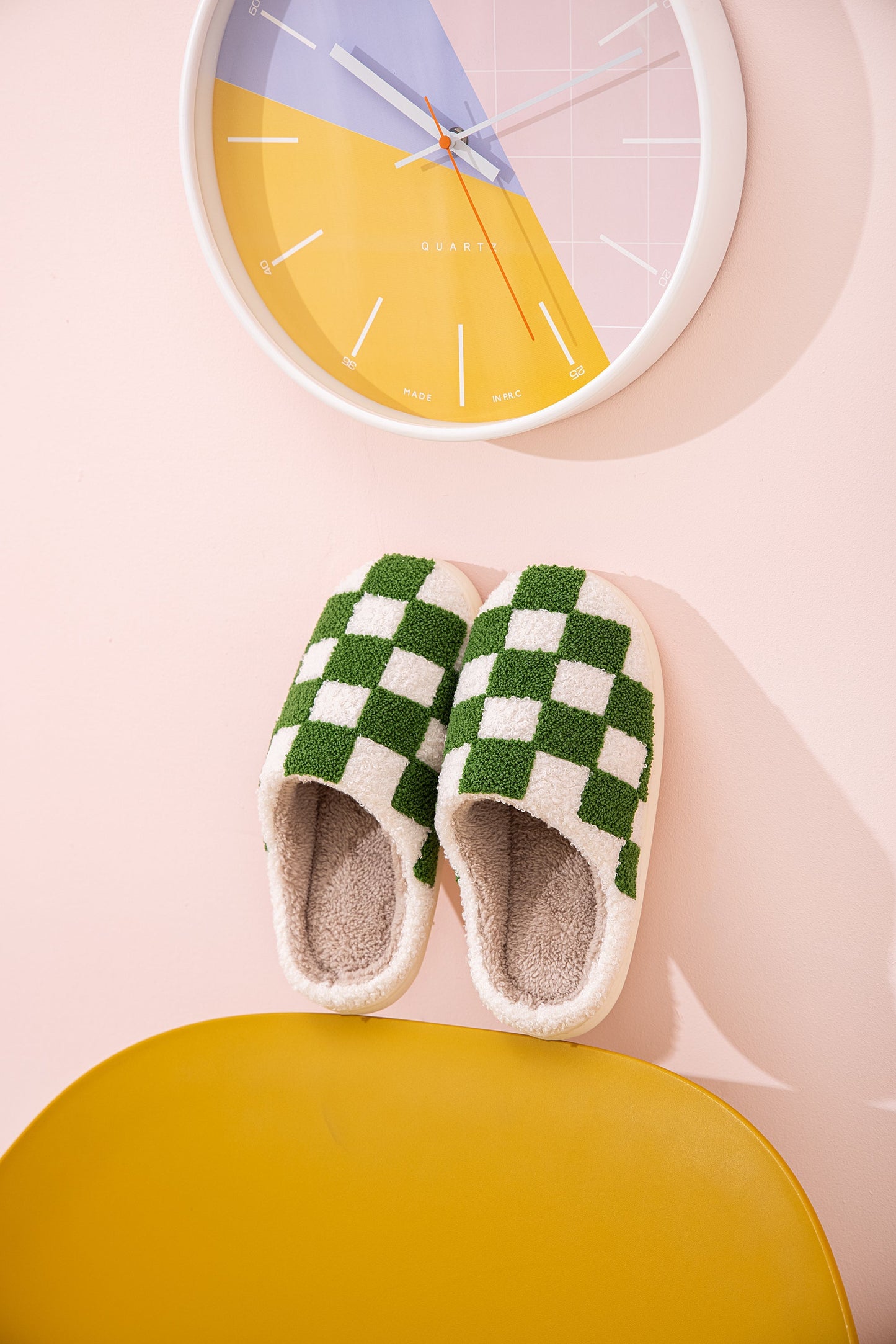 Checkered Pattern Illustrated Comfort Cozy Plush Fluffy Fur Slip On Cushion Slippers