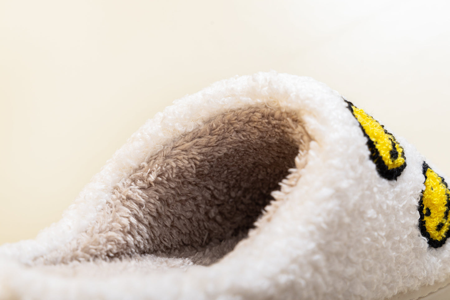 Smile Face Dot Illustrated Comfort Cozy Plush Fluffy Fur Slip On Cushion Slippers