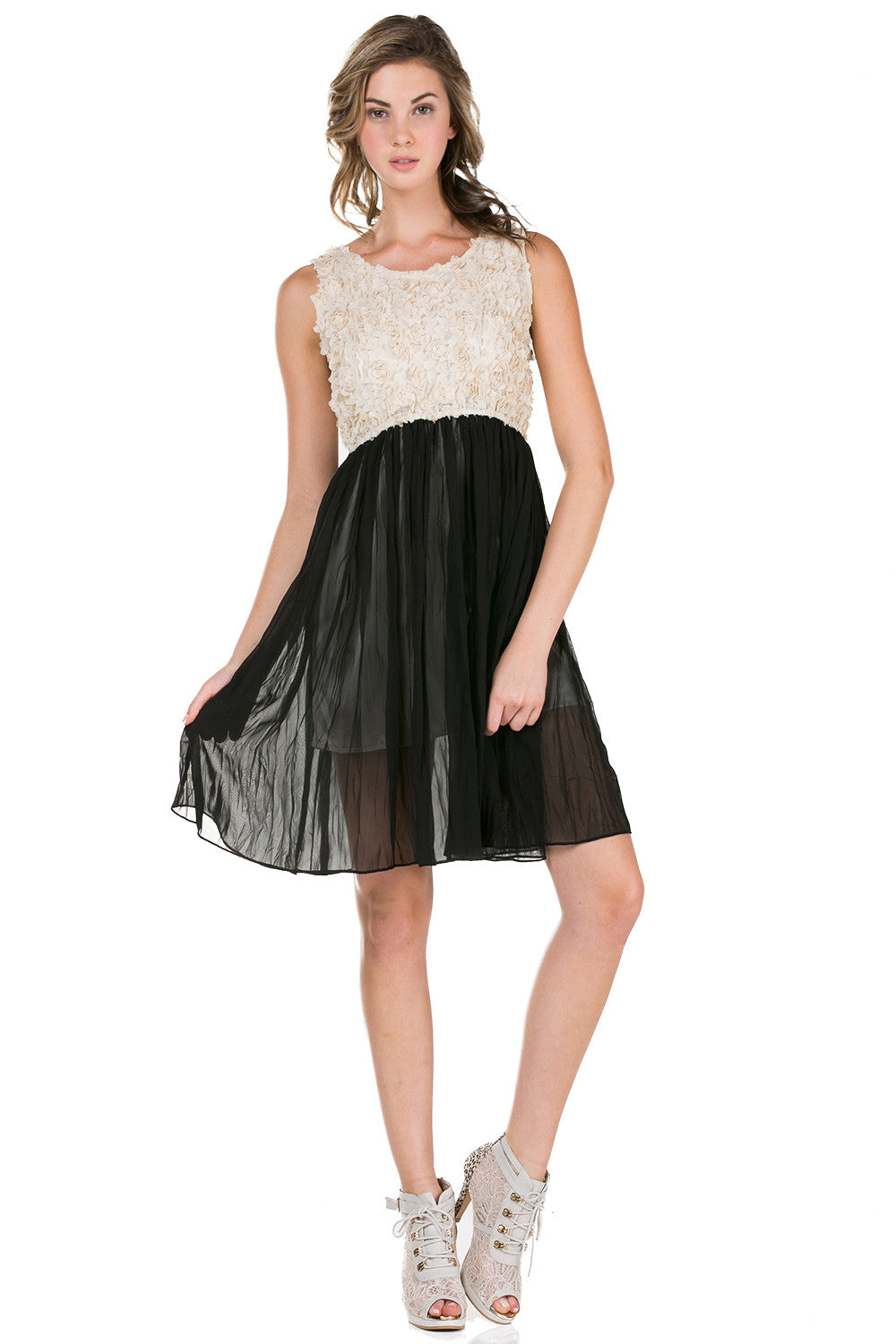 Flower embellished highwaist chiffon dress - Shop Lev