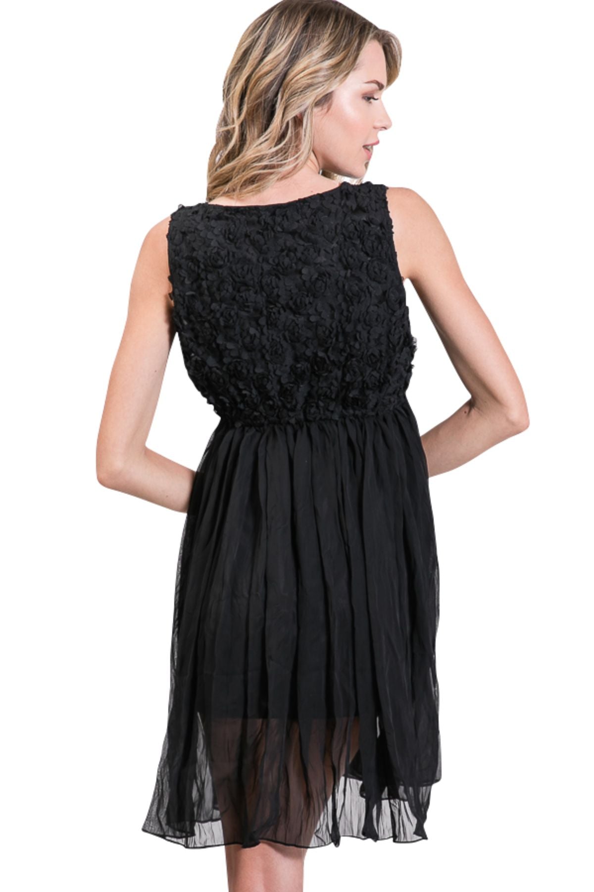 Flower embellished highwaist chiffon dress - Shop Lev