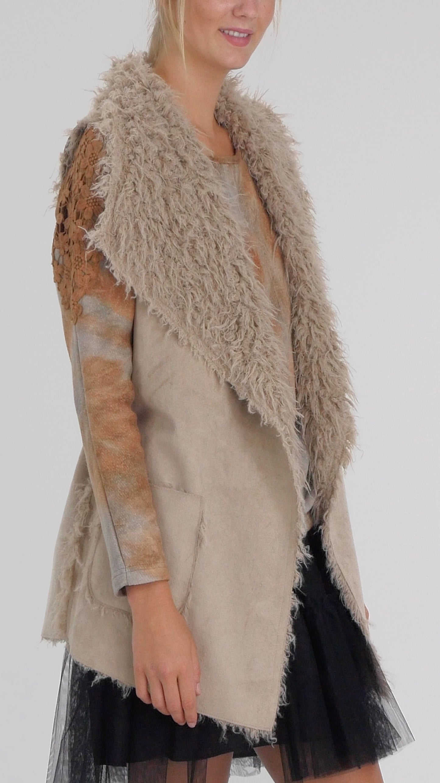 Women's Faux Fur Relexing Vest with Synthetic Swede - Shop Lev